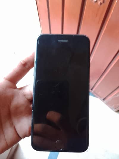 Apple iPhone 7