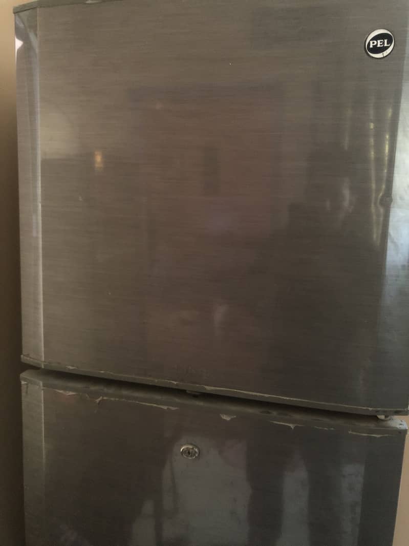 Refrigerator 0