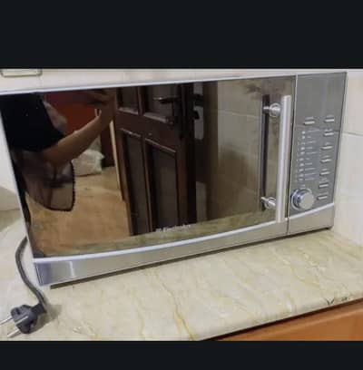 Electrolux microwave oven used good condition  40liter
