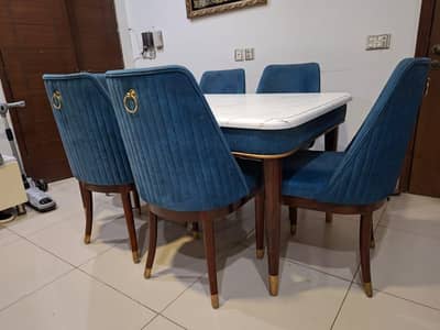 brand new 6 chair dining table