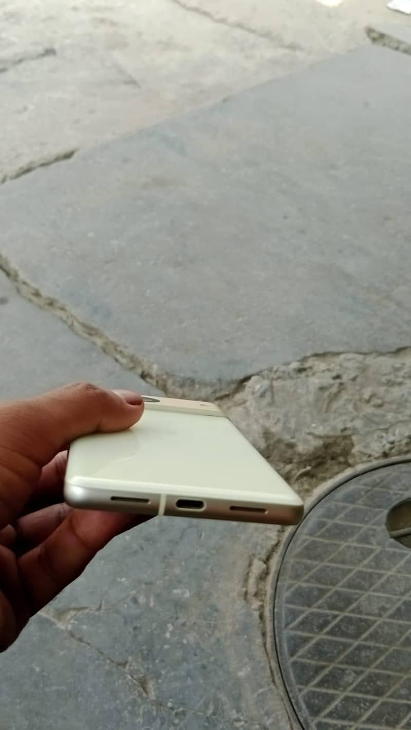 Google Pixel 7 6