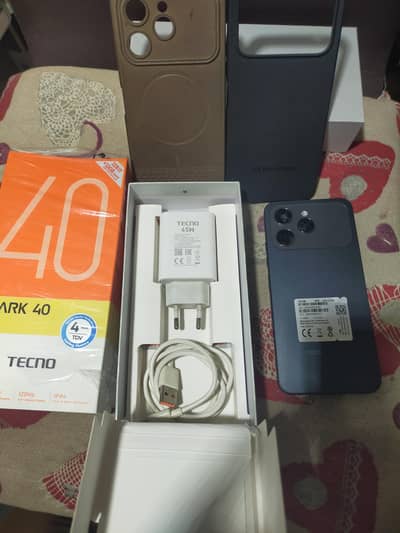 Tecno spark 40