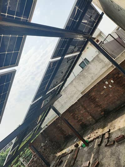 solar with 10 plates nd invetor solax  with strucher all wires nf brak