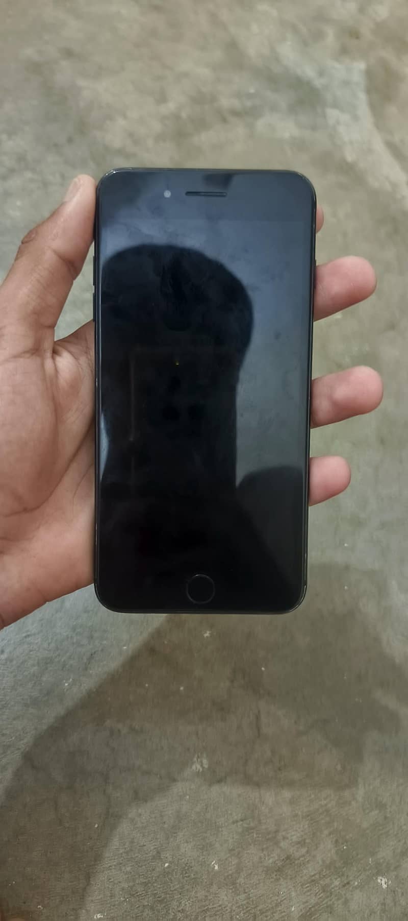 Apple iPhone 7 Plus 2
