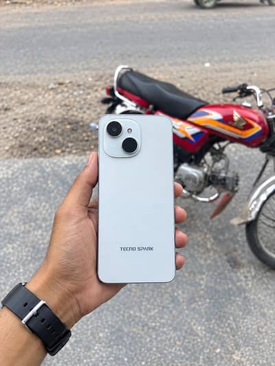 Tecno Spark 40C