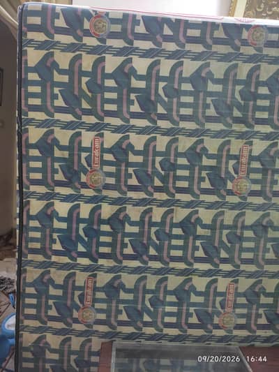Dura foam mattress king size 78*72 6 inches