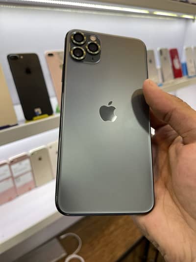 I Phone 11 Pro Max [OFFER] 03275894788