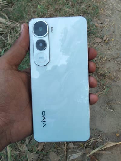 Vivo Y400