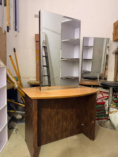 saloon mirror