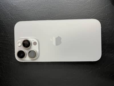 Apple iPhone 16 Pro