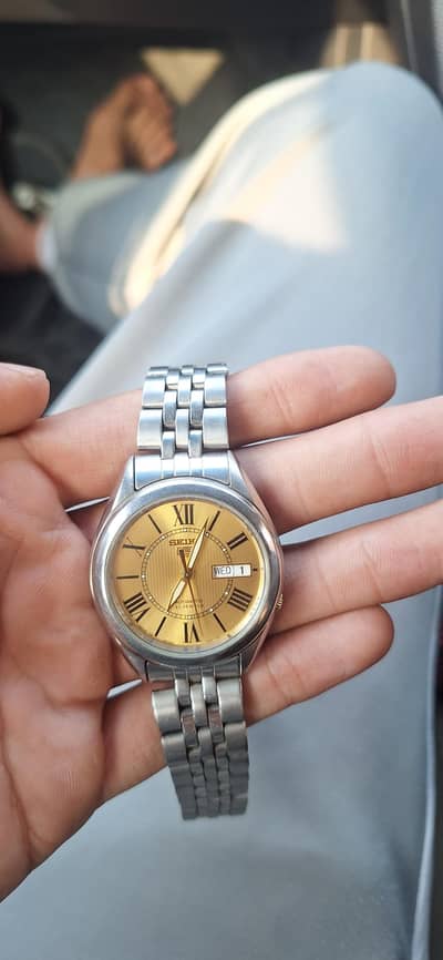 Seiko 5 SNKL38K1 automatic movement