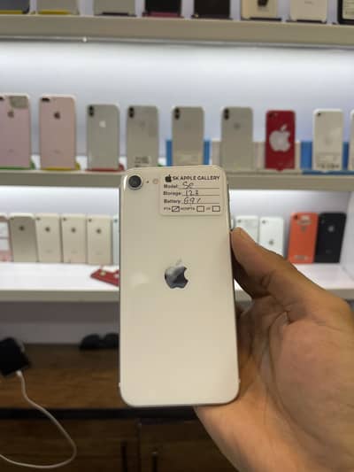I PHONE SE (OFFER) 03275894788