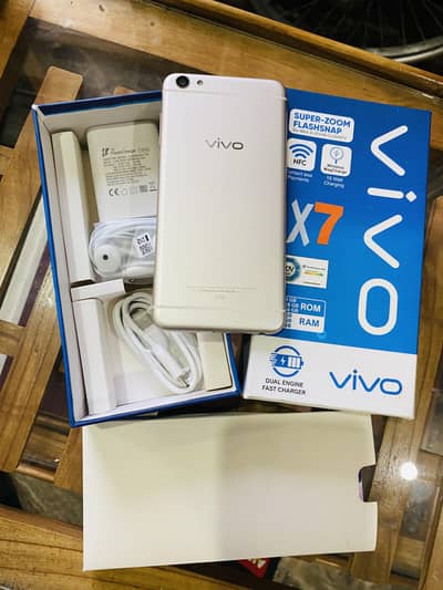 Vivo X7 (4gb/128gb) urgent Sale. 03/09/10/18/123
