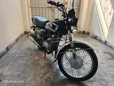 Honda CG 125 black