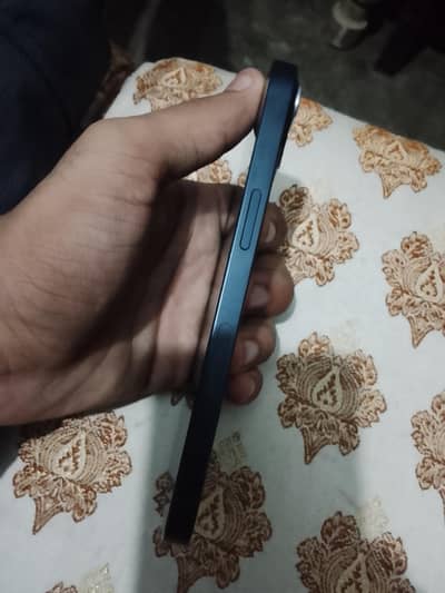 Apple iPhone 13 icloud