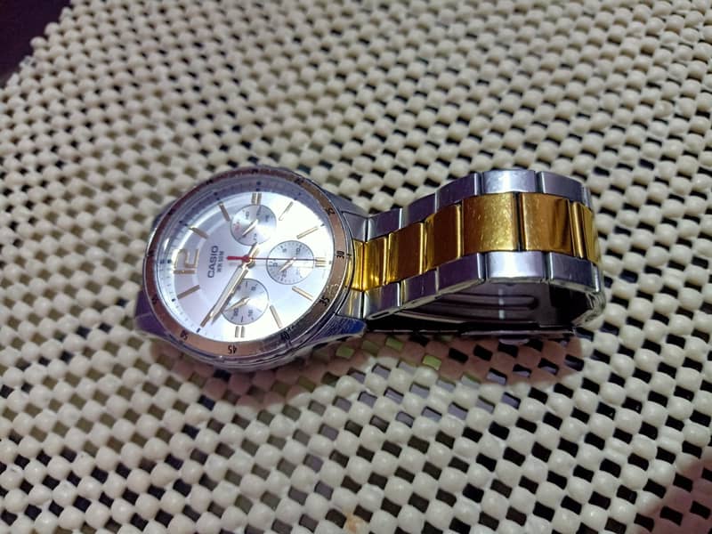 Casio watch 1