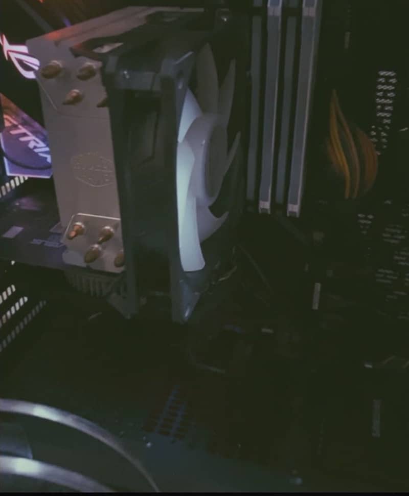 Cooler Master Hyper 212 ARGB 1