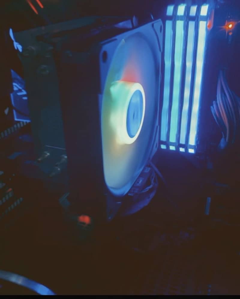 Cooler Master Hyper 212 ARGB 3
