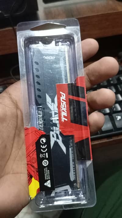 8 GB DDR4 RAM