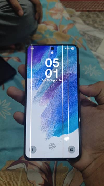Samsung Mobile S21 FE 9/10
