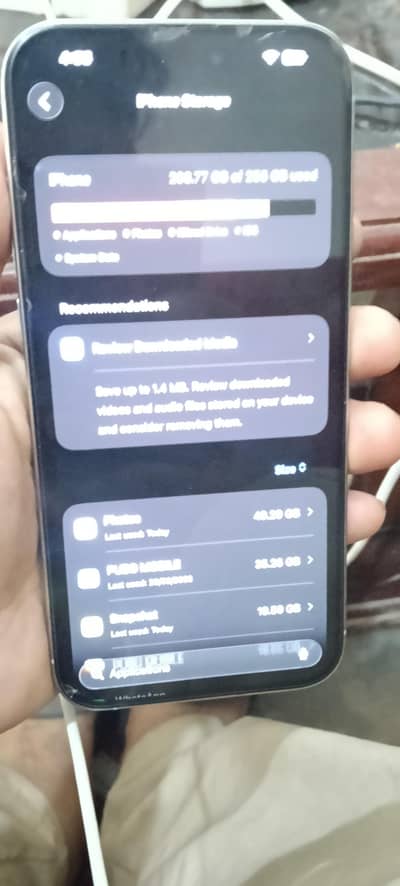 Apple iPhone 16 Pro Max