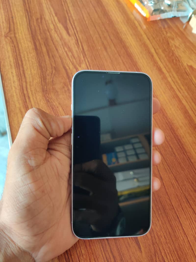 Apple iPhone 14 7