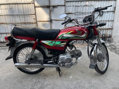 Honda CD 70   22/23