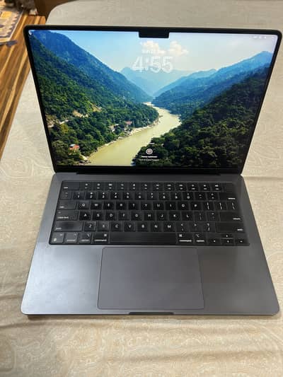 MacBook M3 pro Nov 2023