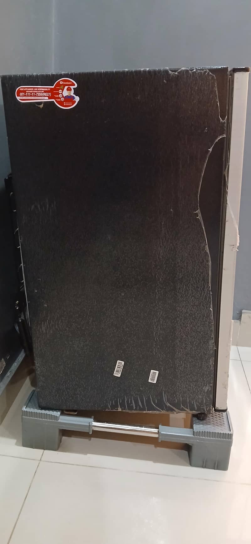 Dawlance mini fridge 5