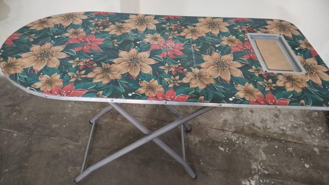 iron table 0