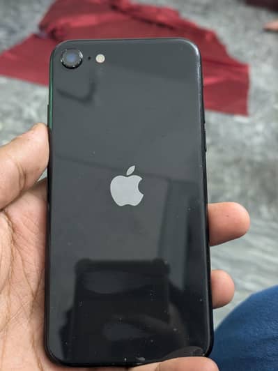 Apple iPhone SE