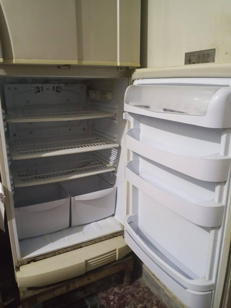 Fridge 1