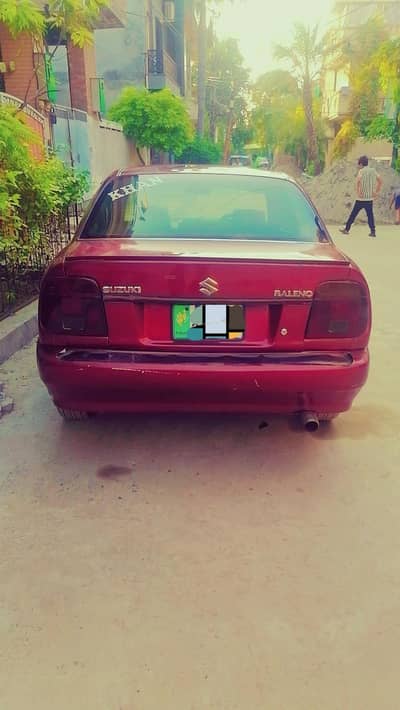 Suzuki Baleno 2001 under Doctor use genuine