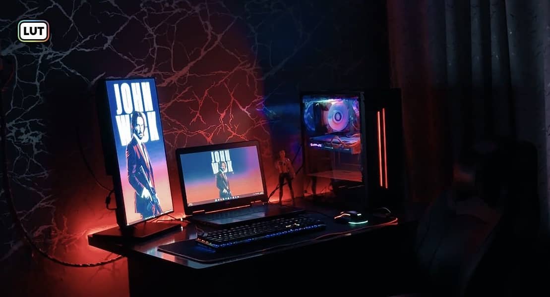 Computer table just like new 0