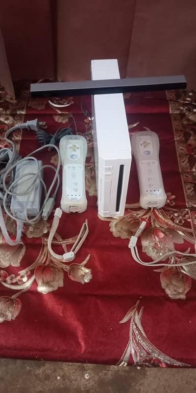Nintendo Wii USA Version - Full Accessories (Good Condition)