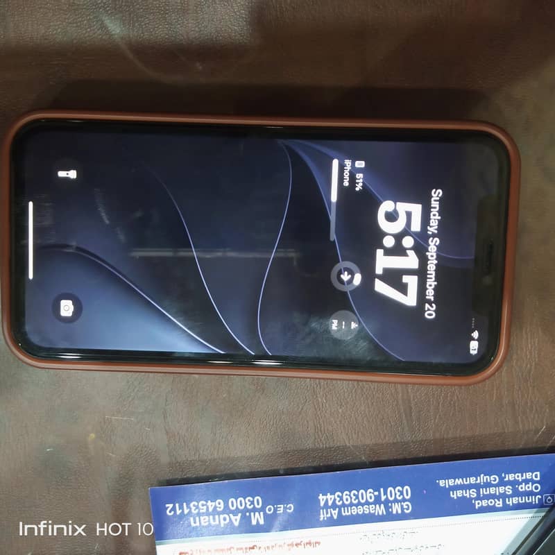 Apple iPhone 11 0