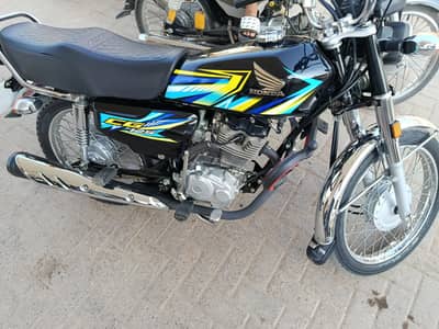 Honda CG 125 2026