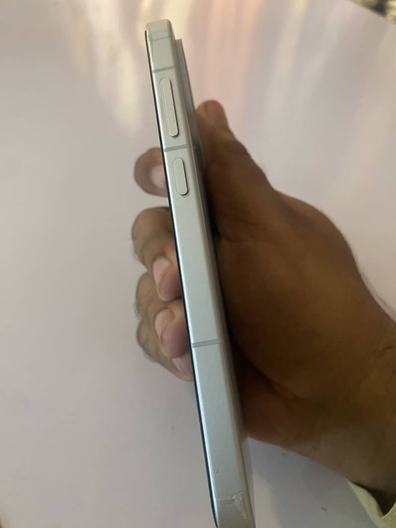 One Plus 13t 5