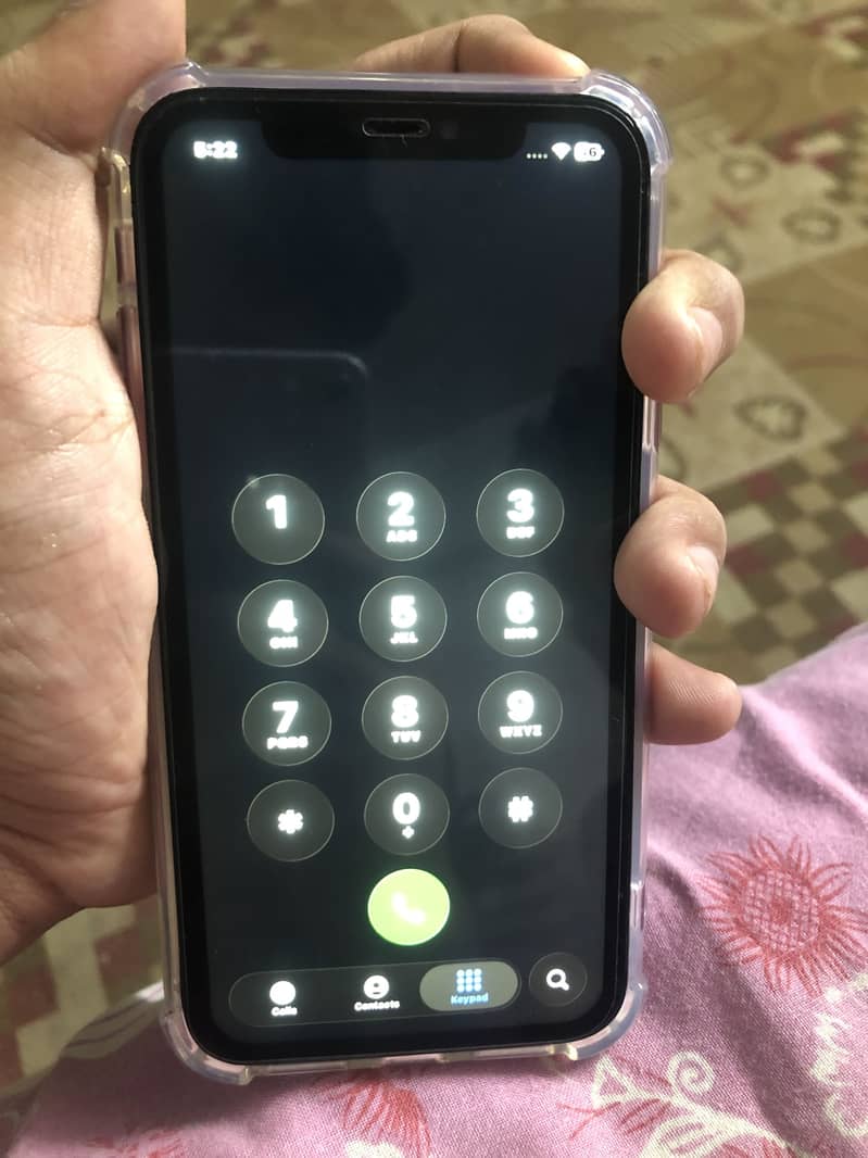 Apple iPhone 11 4