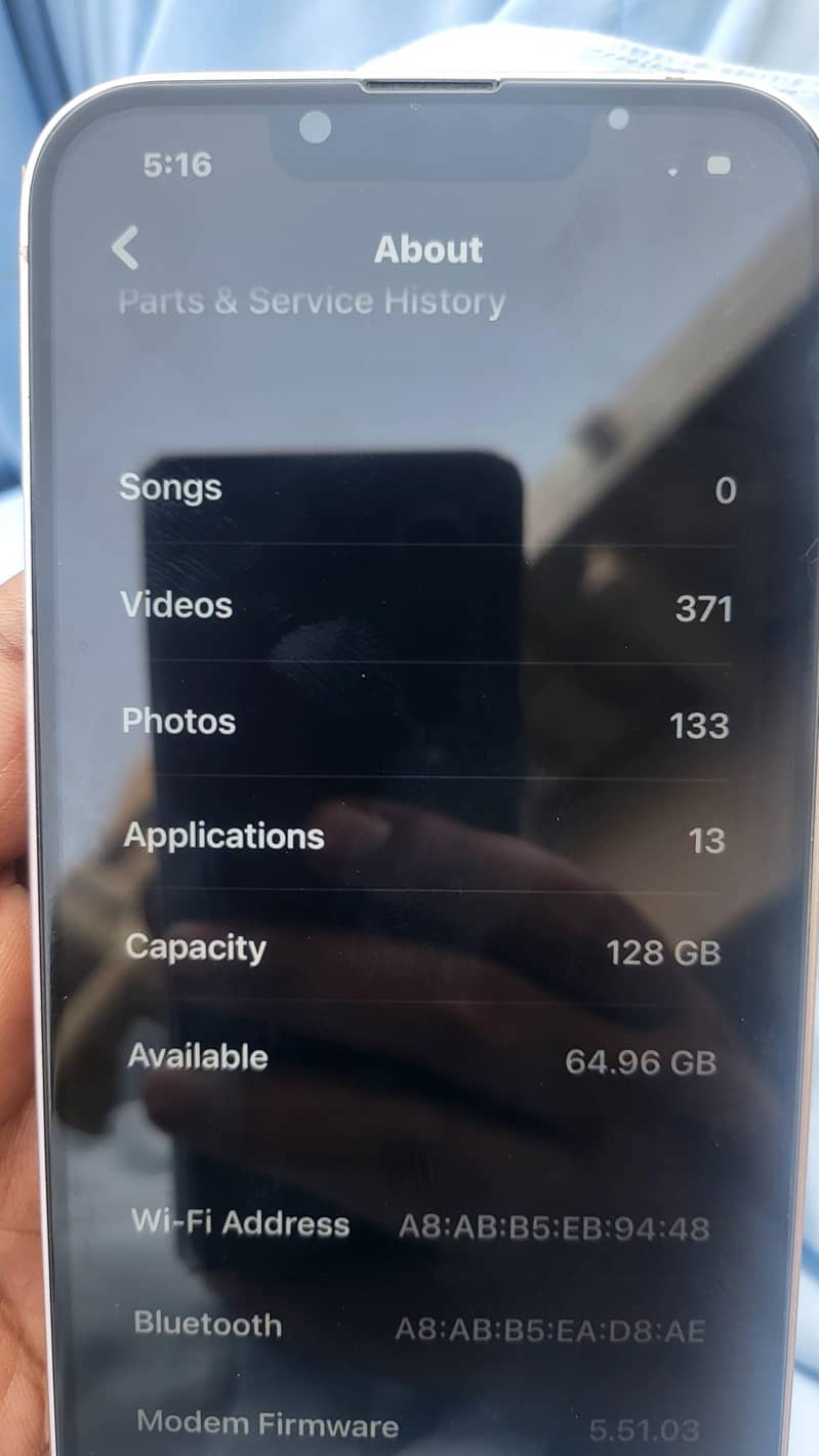 Apple iPhone 13 5
