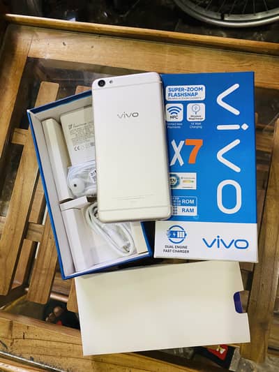 Vivo x7 (4/128) For sale. 0309/1018/123