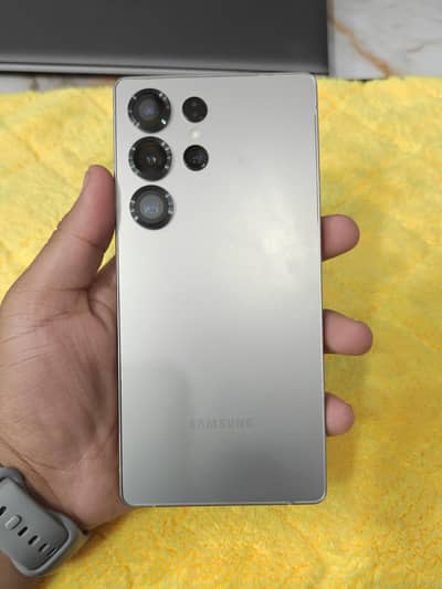 Samsung Mobile S25 Ultra