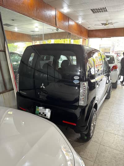 Mitsubishi Ek Wagon 2011