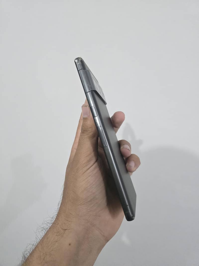 Google Pixel 7 Pro 4