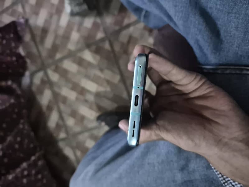 One Plus 8 Pro 4