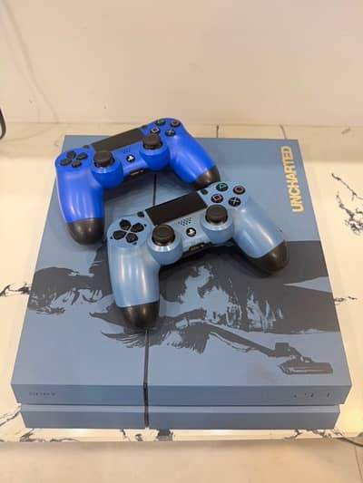 PS4 Fat Uncharted Edition 500GB Jailbreak + 2 Controllers and BOX