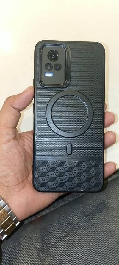 Vivo V21e exchnage possible with Samsung and Redmi