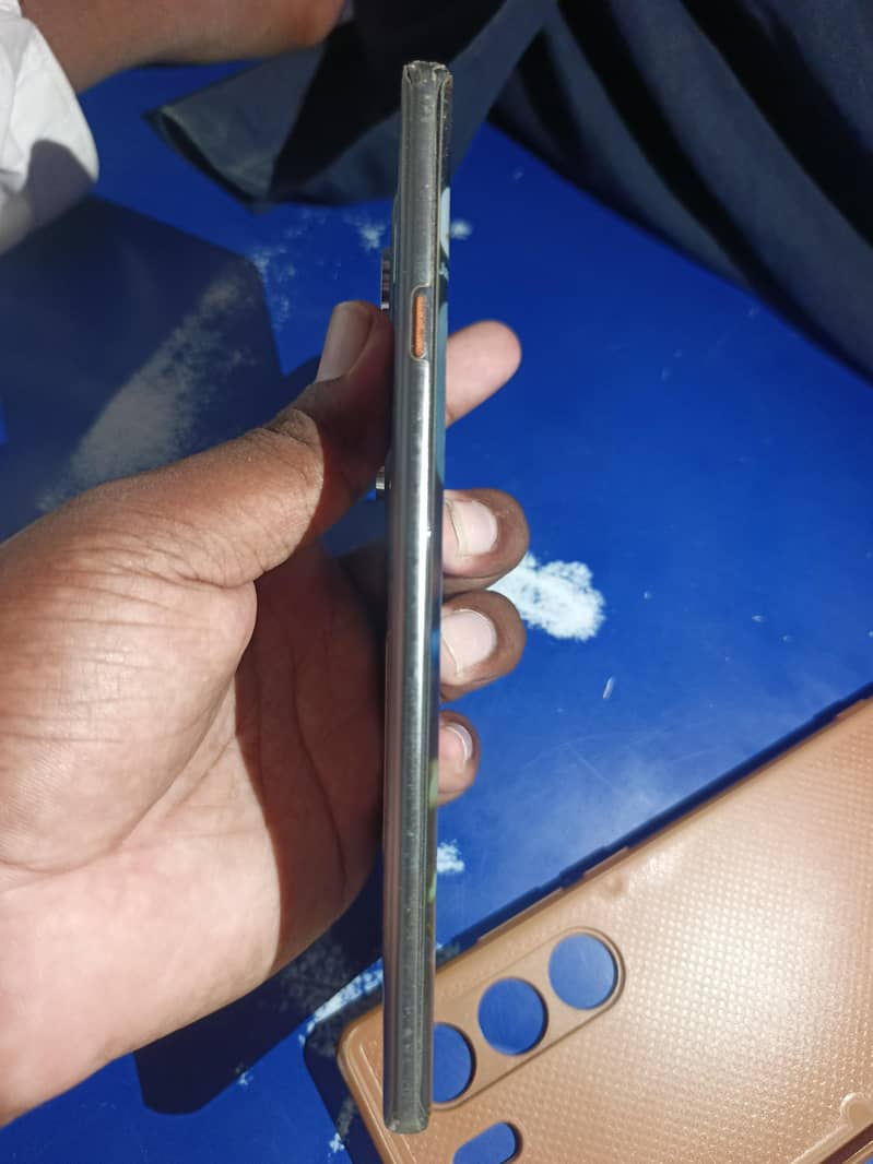 Tecno CAMON 40 6