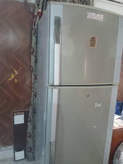 DawLance Fridge