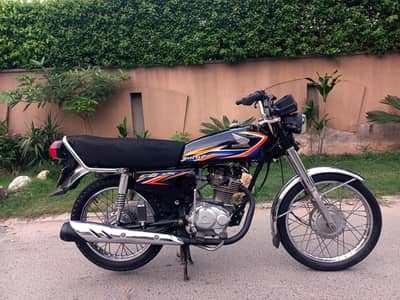 Honda CG 125 2018 model 2018 regester 18500 km driven only